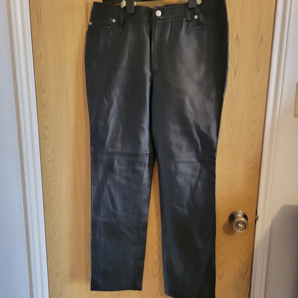Newport News Black Genuine Leather Straight Leg Pants size 12